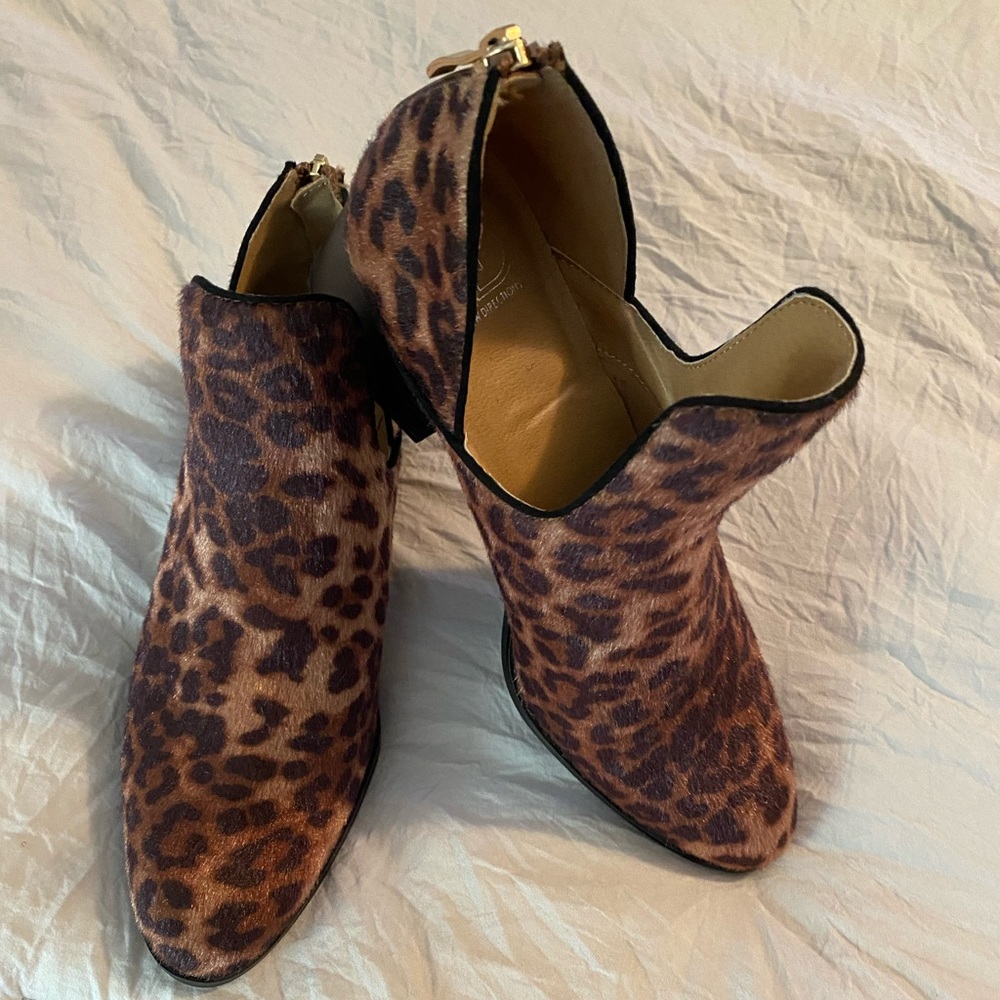 New Directions Fredericka Booties